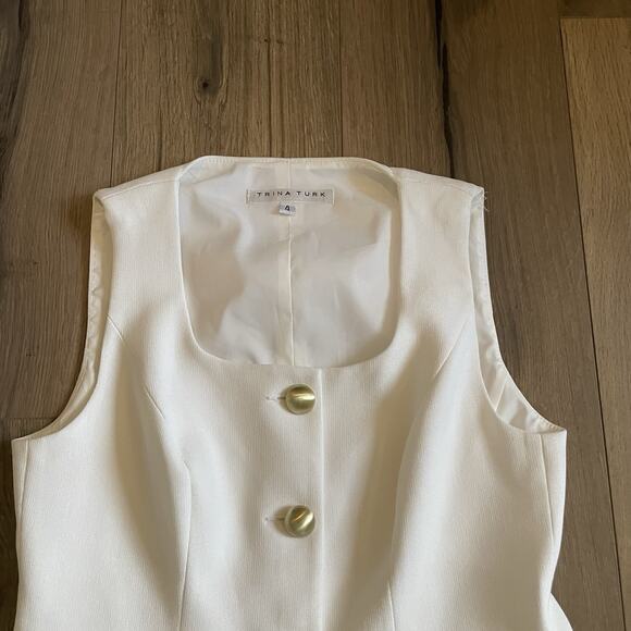 Trina Turk White Juliette Vest Top Size 4 Gold Button Sleeveless Square Neck - Picture 3 of 9